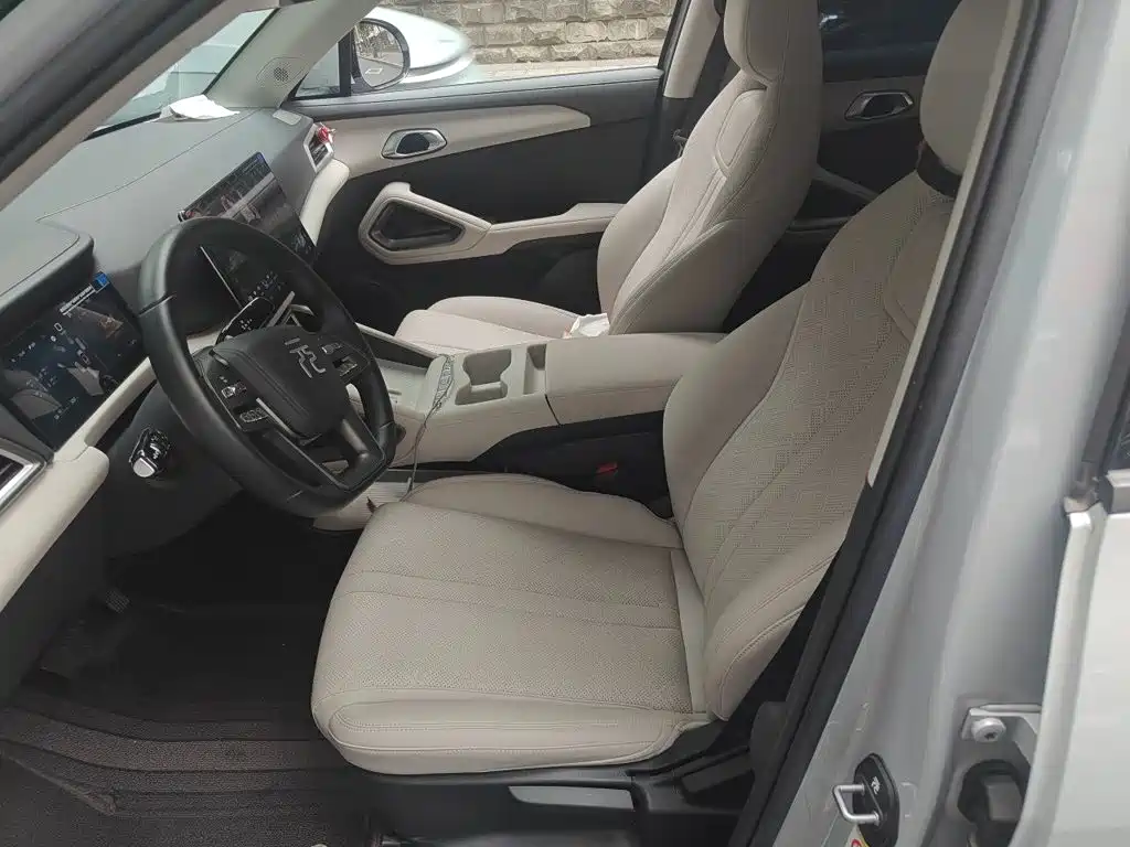 BYD Yuan UP — миниатюра 11