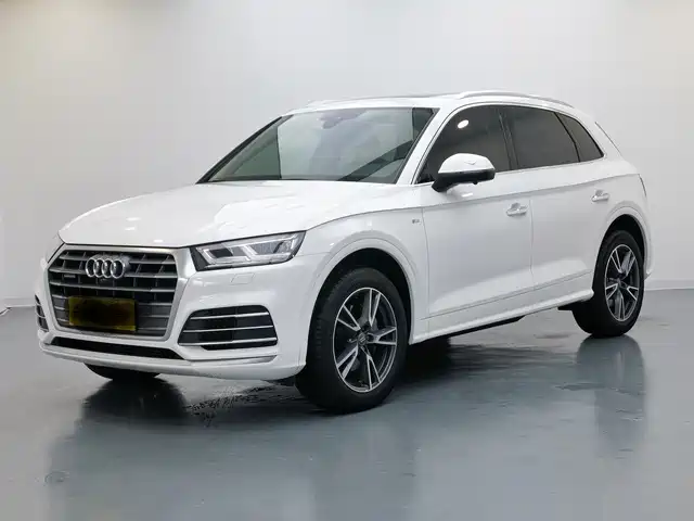 Audi Q5L 2021