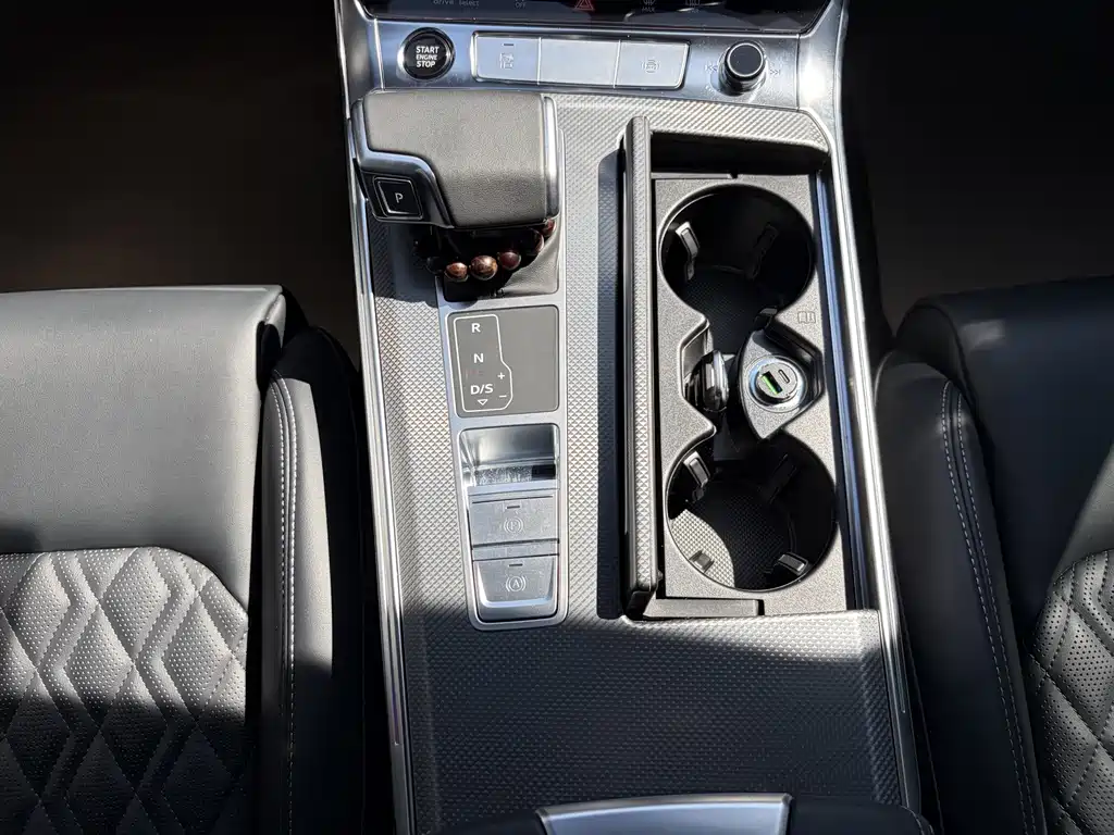 Audi A6L — миниатюра 18