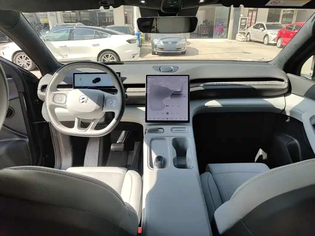NIO ES6 — миниатюра 10