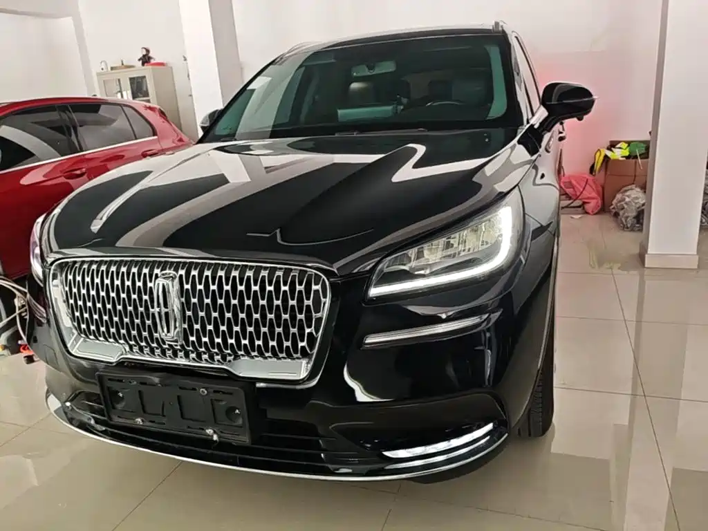 Lincoln Corsair — миниатюра 3