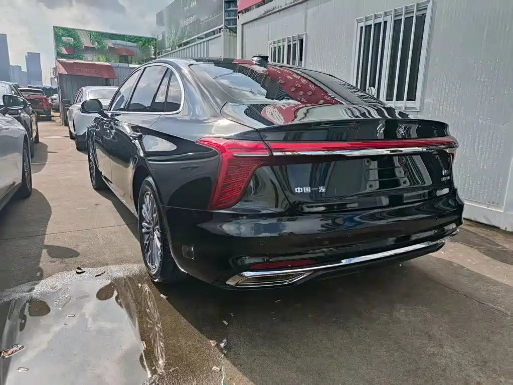 Hongqi Hongqi H5 — миниатюра 14