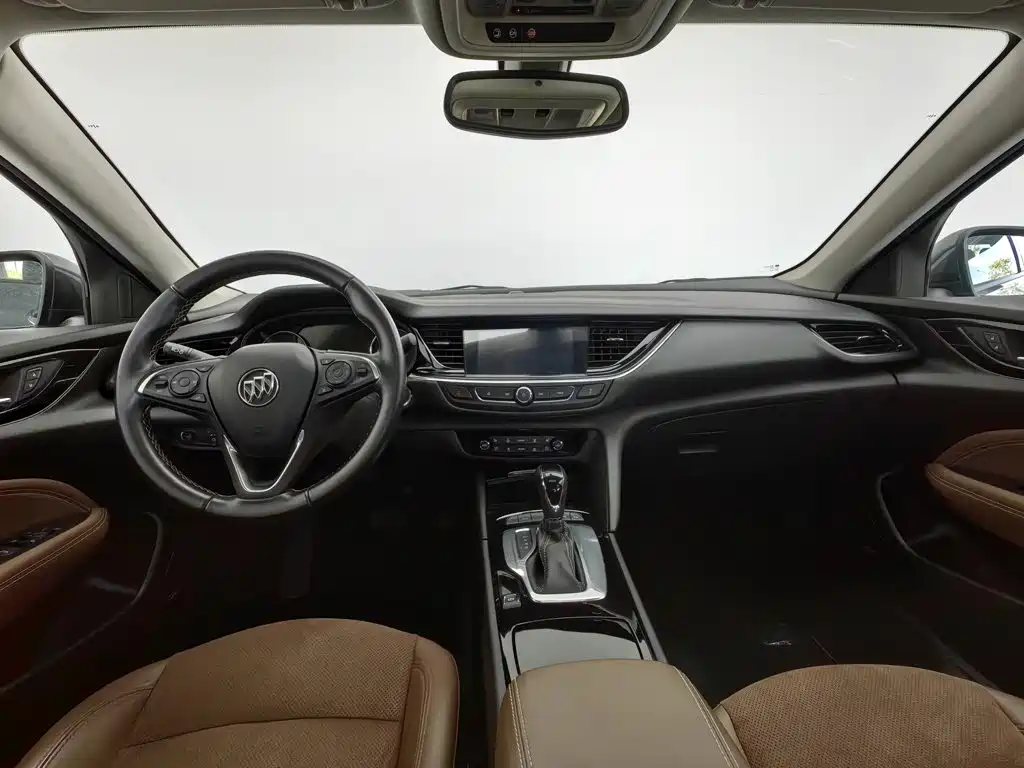 Buick Regal — миниатюра 5