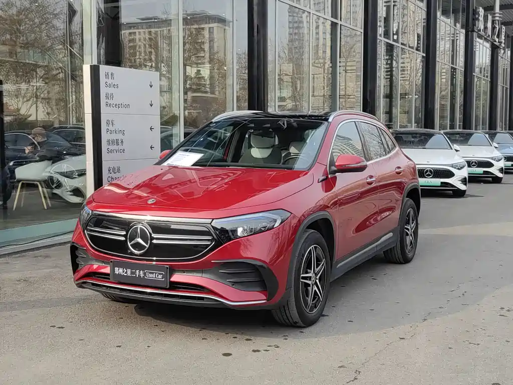 MERCEDES-BENZ EQA