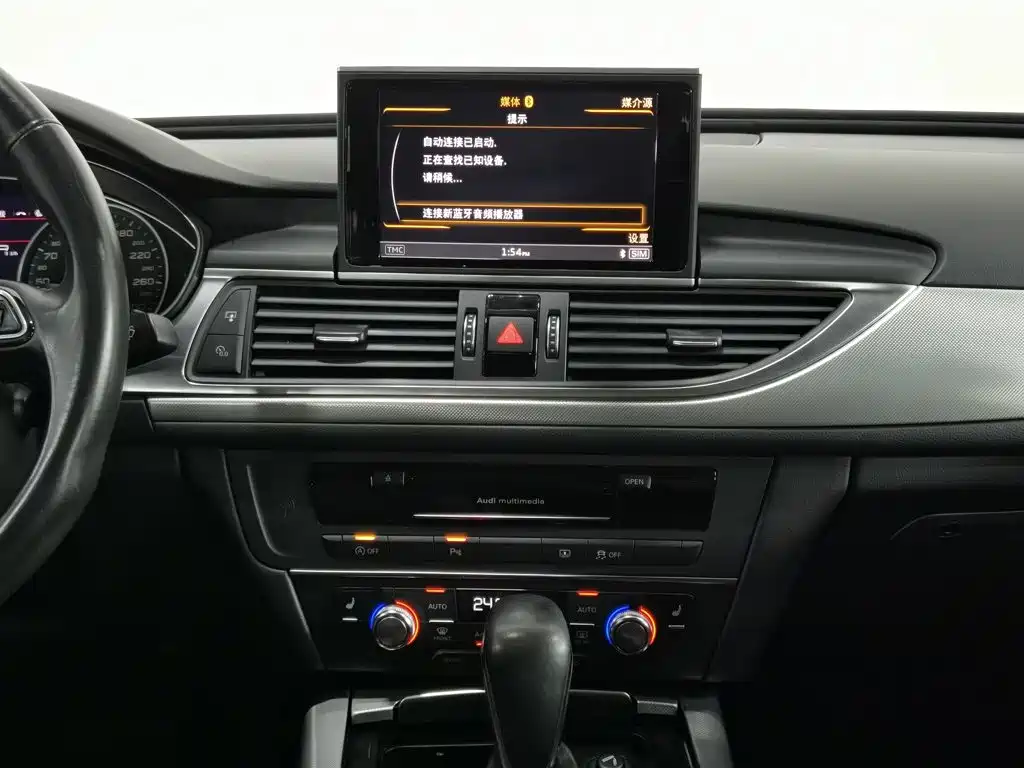 Audi A6L — миниатюра 12