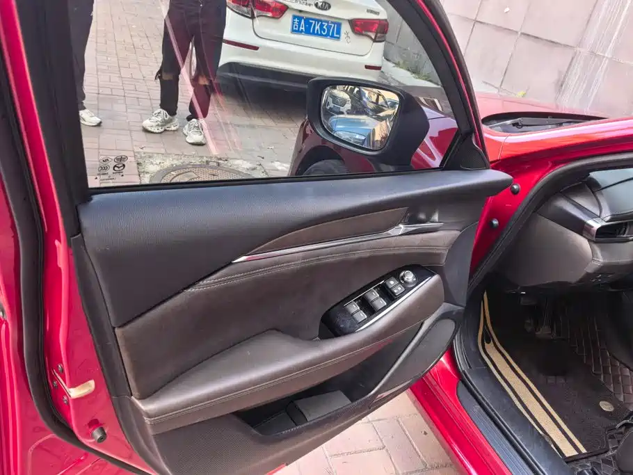 Mazda Atenza — миниатюра 7