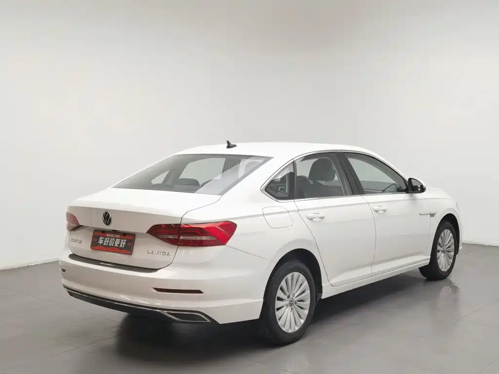 Volkswagen Lavida — миниатюра 2