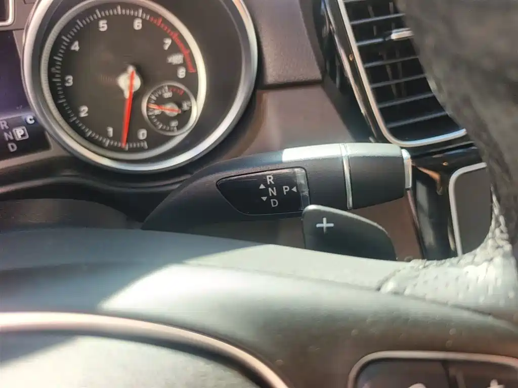 Mercedes-Benz GLE — миниатюра 14