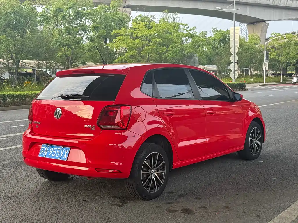 Volkswagen Polo 2016 1.6L AT Comfort