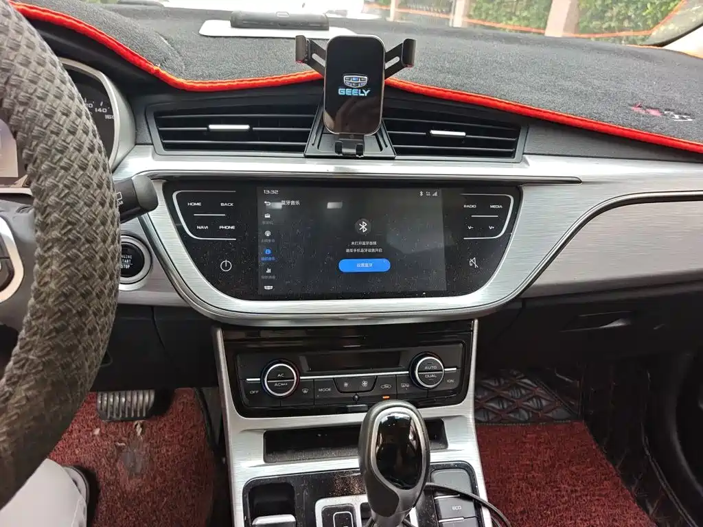 Geely Emgrand GS — миниатюра 9