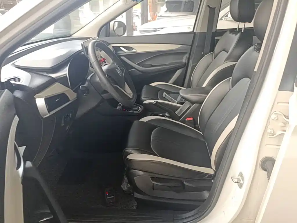 Baojun 360 — миниатюра 15