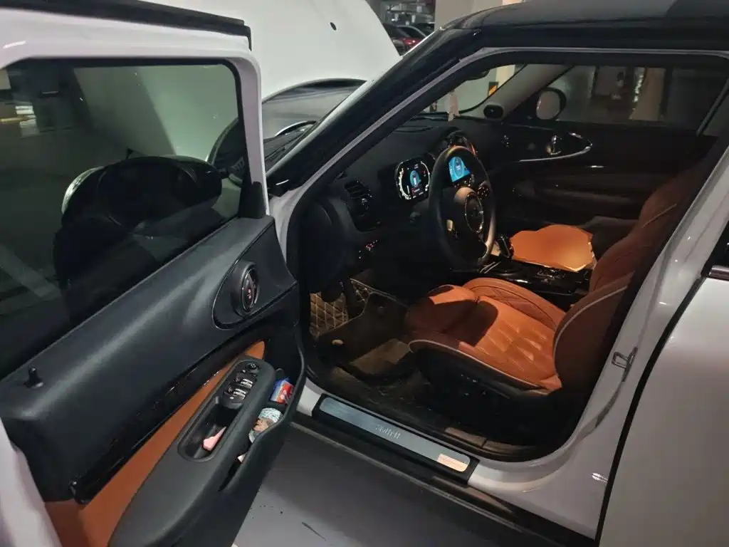 MINI Mini Clubman — миниатюра 12