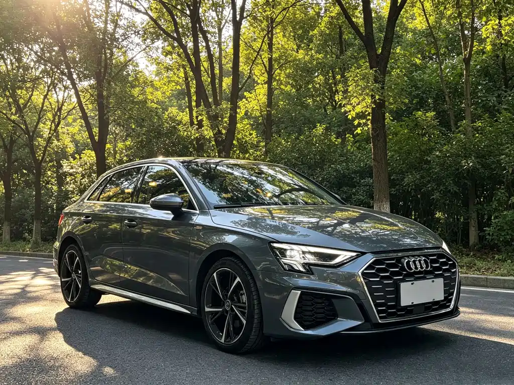 Audi A3 2023 — фото 3