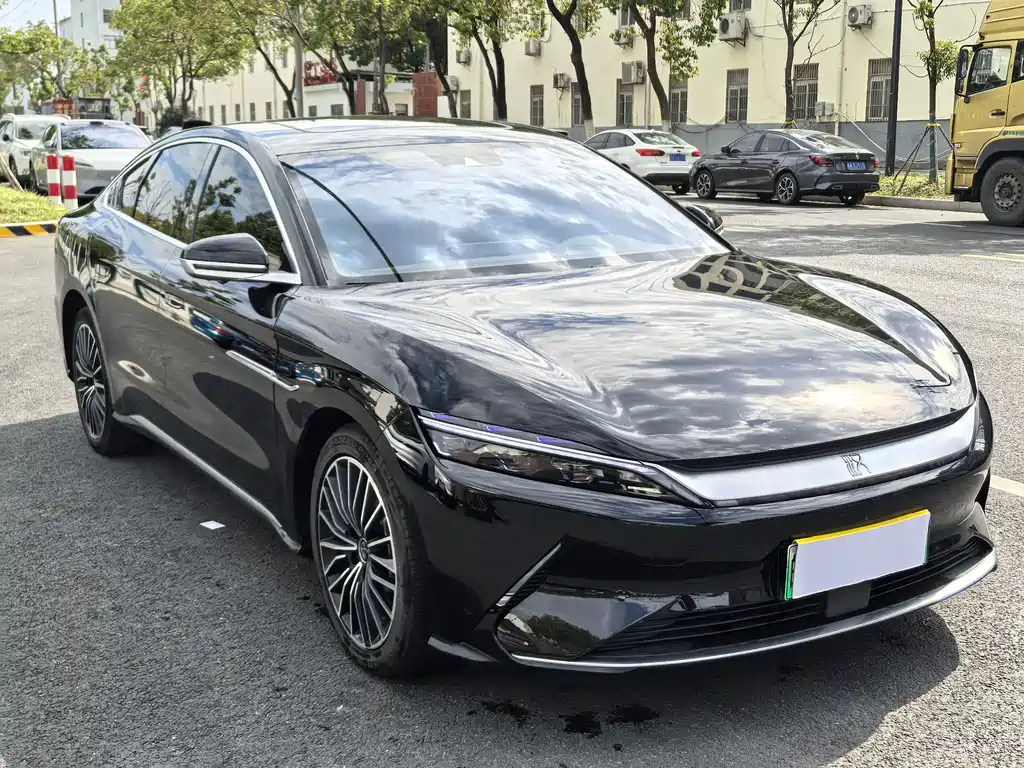 BYD Han — миниатюра 3