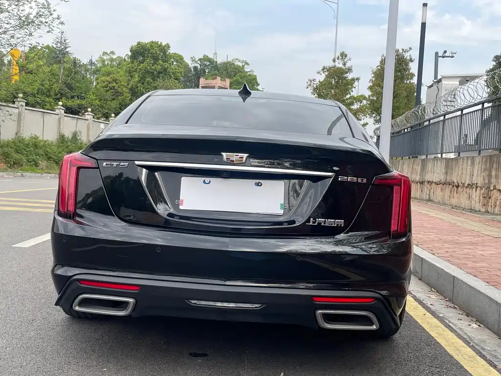 CADILLAC CT5