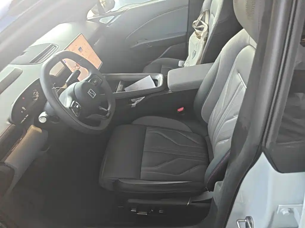 Zeekr Крайний Криптон 007 GT — миниатюра 15