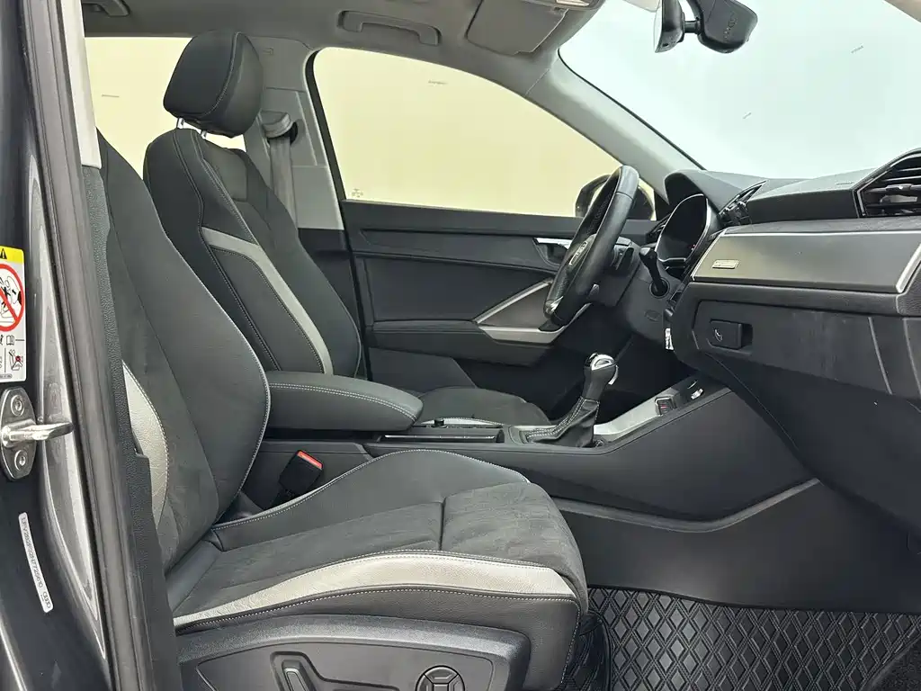 Audi Q3 — миниатюра 9