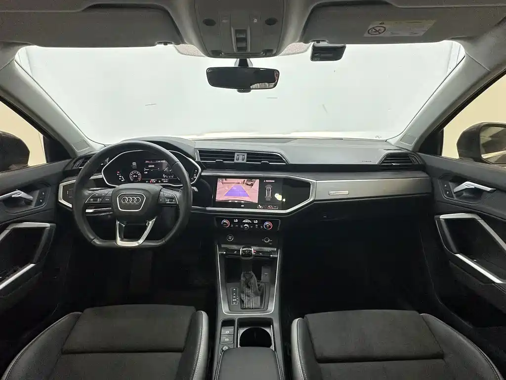 Audi Q3 — миниатюра 10