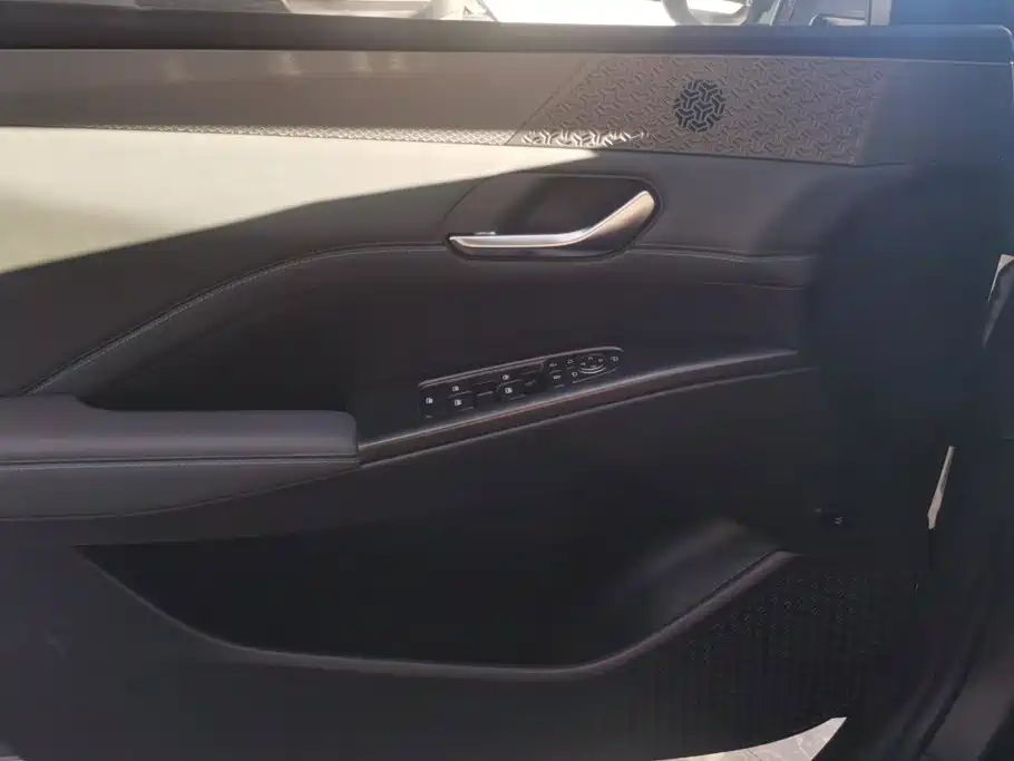 BYD Qin PLUS — миниатюра 7