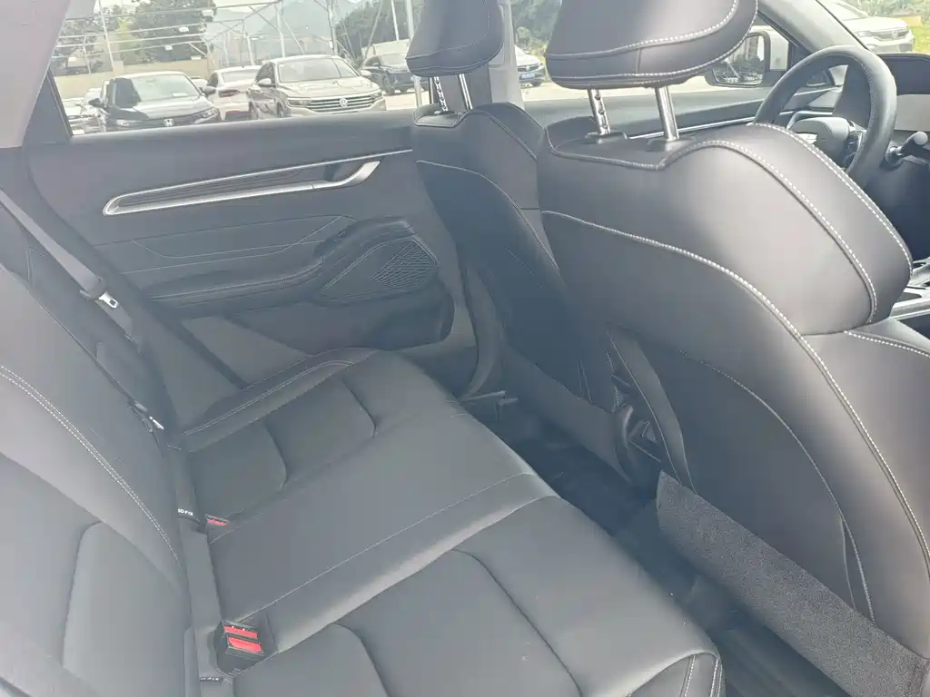Geely Emgrand — миниатюра 9