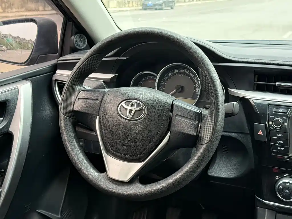 Toyota Corolla — миниатюра 9