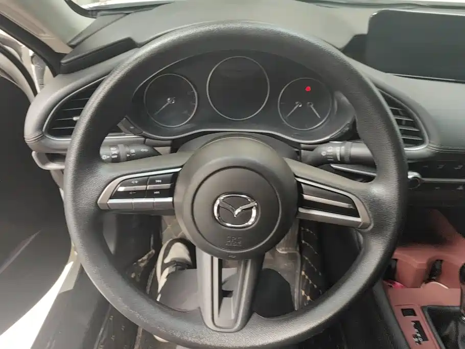 Mazda 3 Axela — миниатюра 15