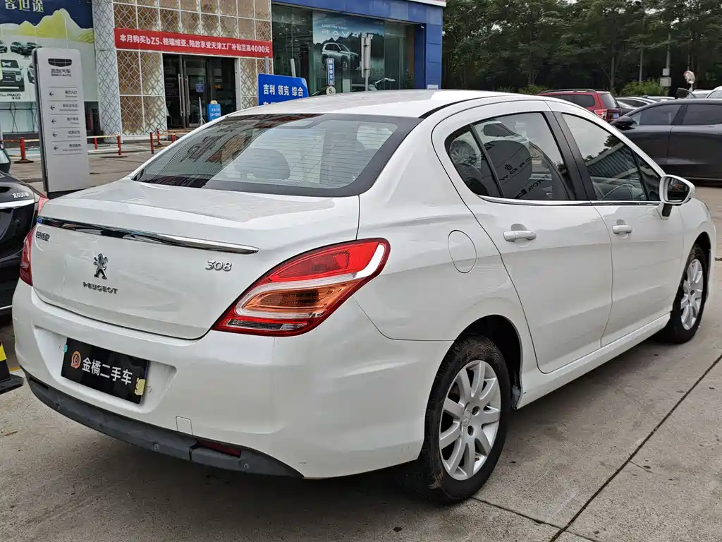 Peugeot 308 2014 1.6L AT
