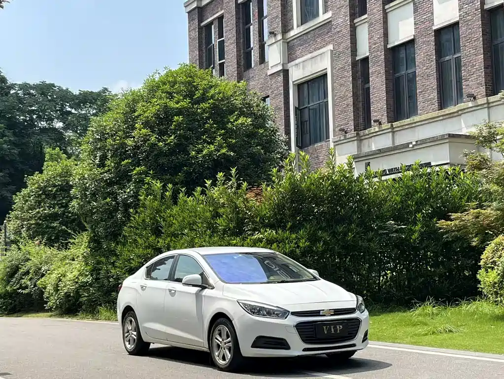 Chevrolet Cruze 2015 1.5L MT Elite