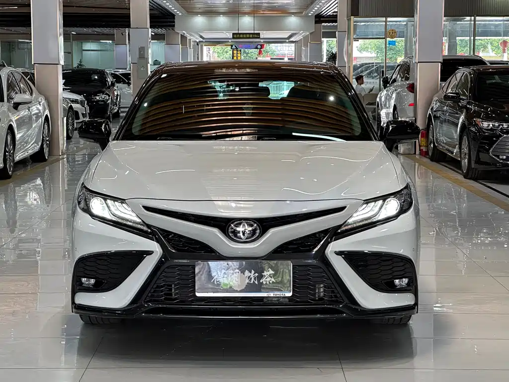Toyota Camry 2023 2.5S