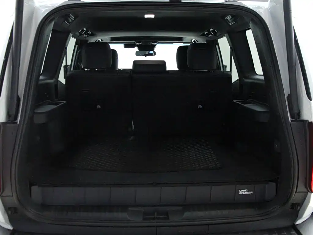 Toyota Prado — миниатюра 18
