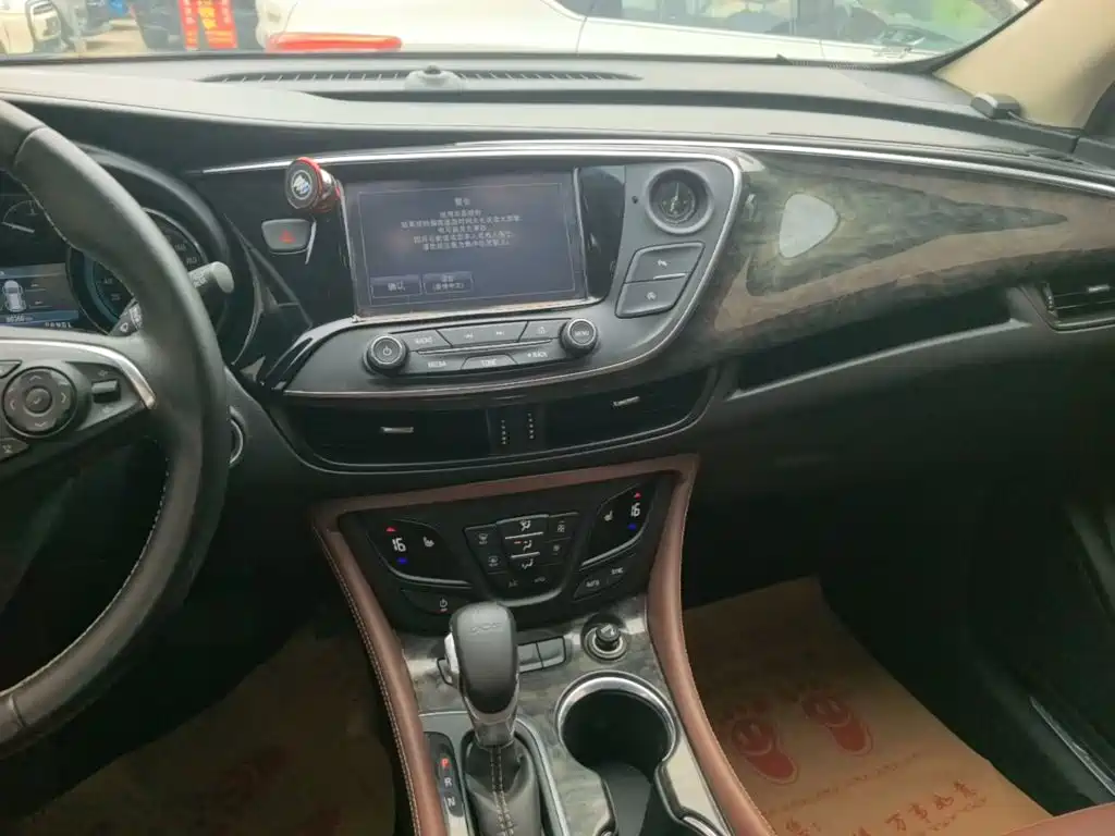 Buick Envision Plus — миниатюра 13