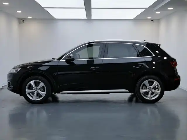Audi Q5L 2020 40 TFSI