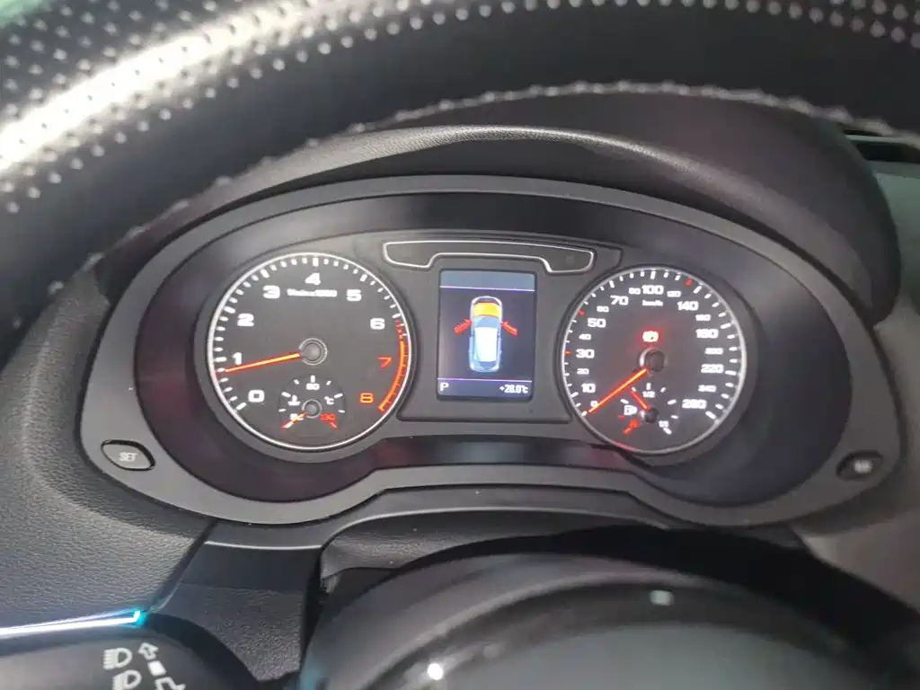 Audi Q3 — миниатюра 7