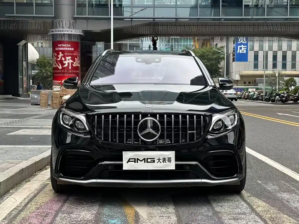 MERCEDES-BENZ GLC AMG