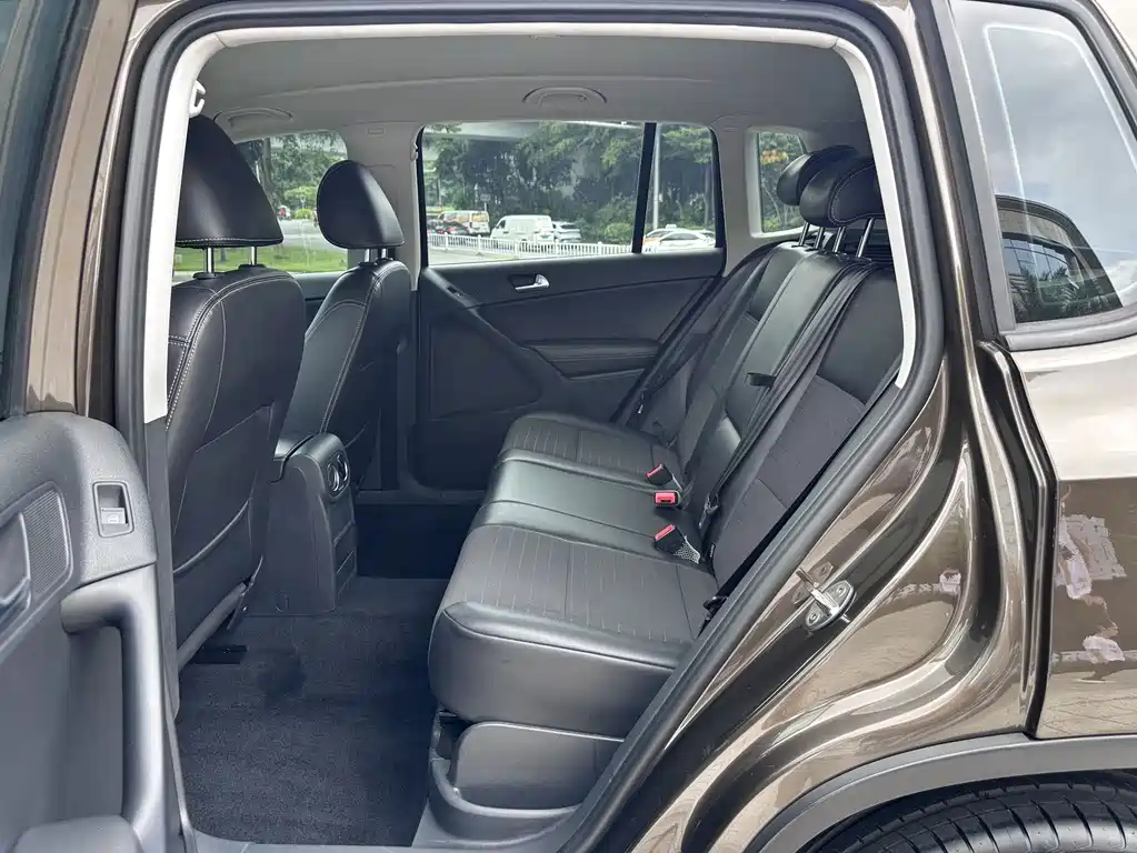 Volkswagen Tiguan — миниатюра 7