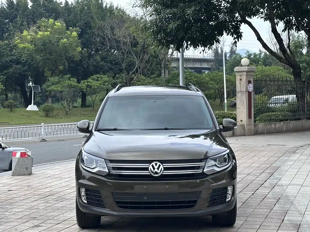 Volkswagen Tiguan — миниатюра 2