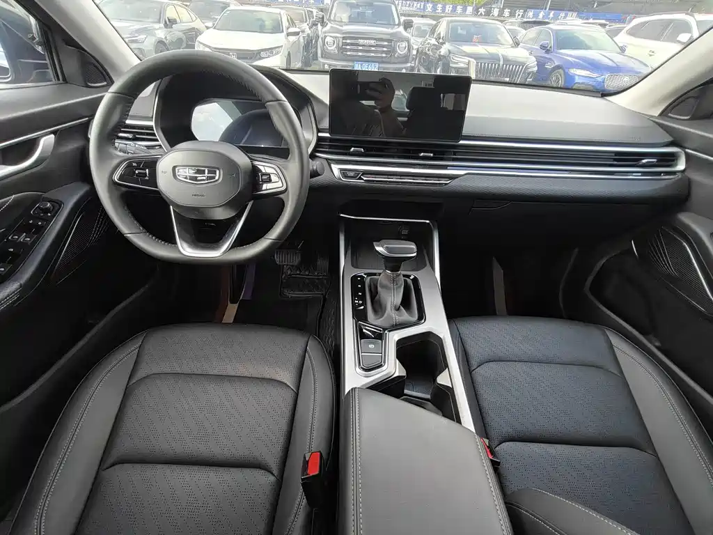 Geely Emgrand — миниатюра 6