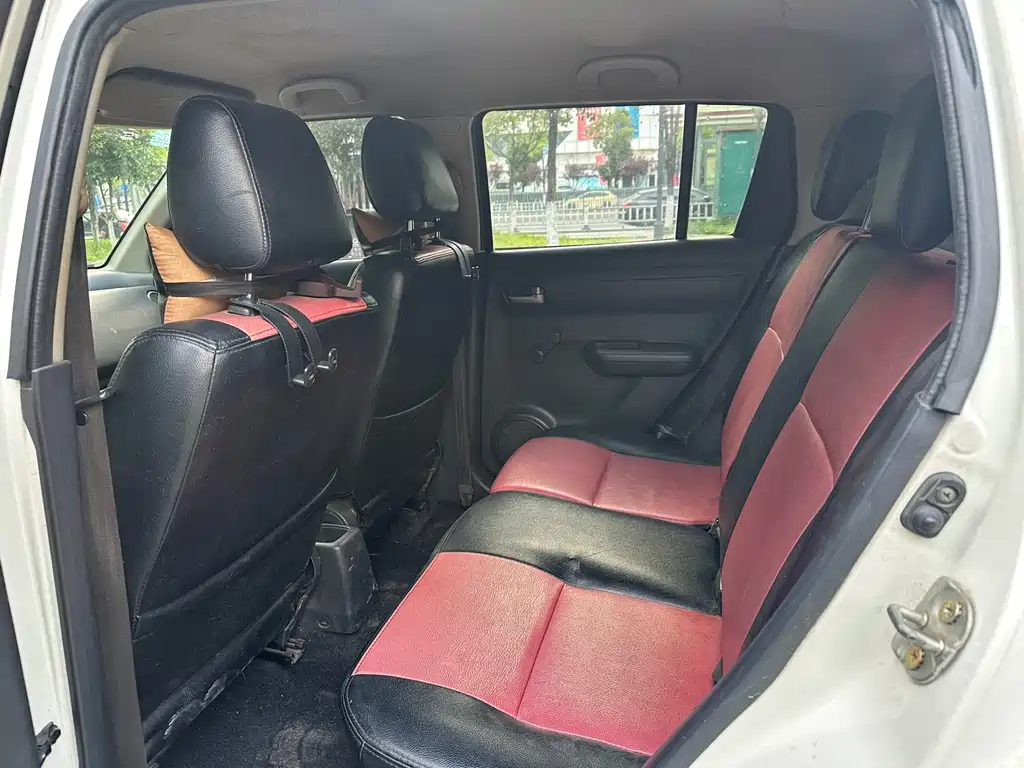 Suzuki Swift 1.5L Auto Standard Edition, фото 7