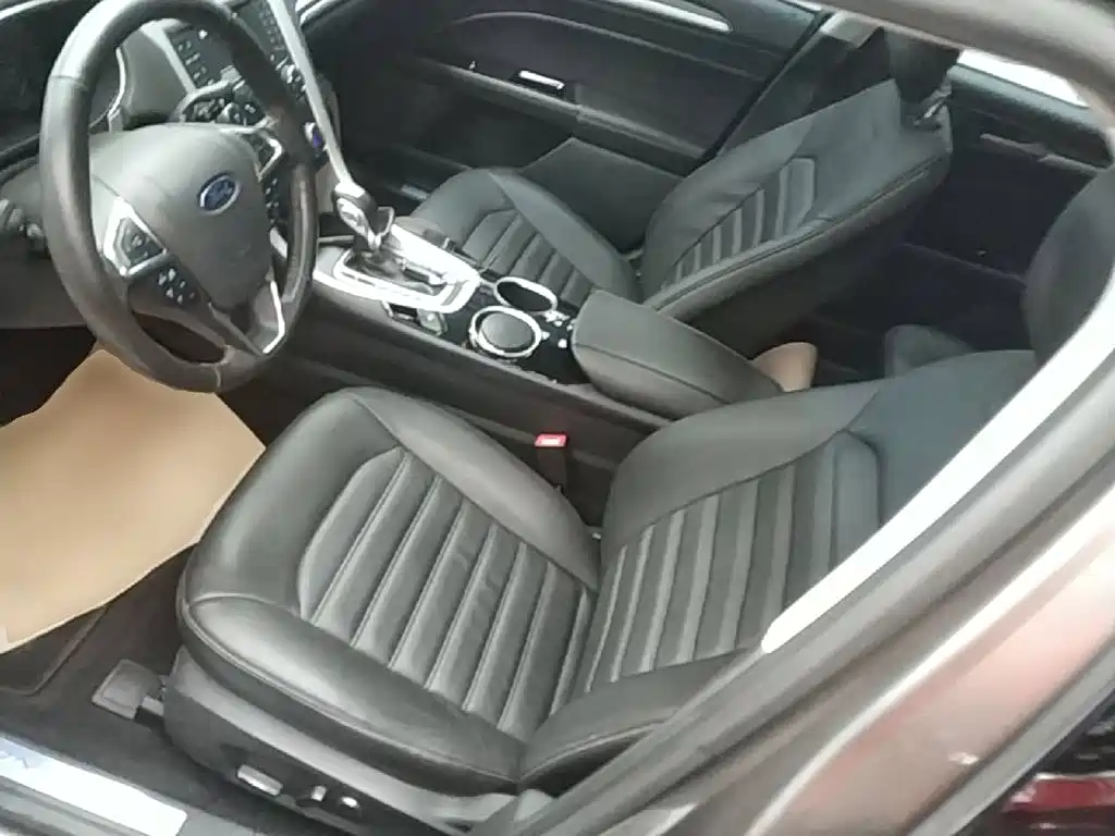 Ford Mondeo — миниатюра 15
