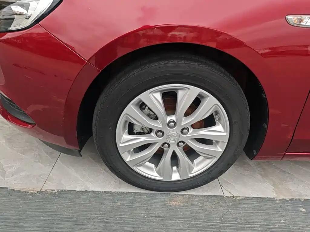 Buick Excelle — миниатюра 23