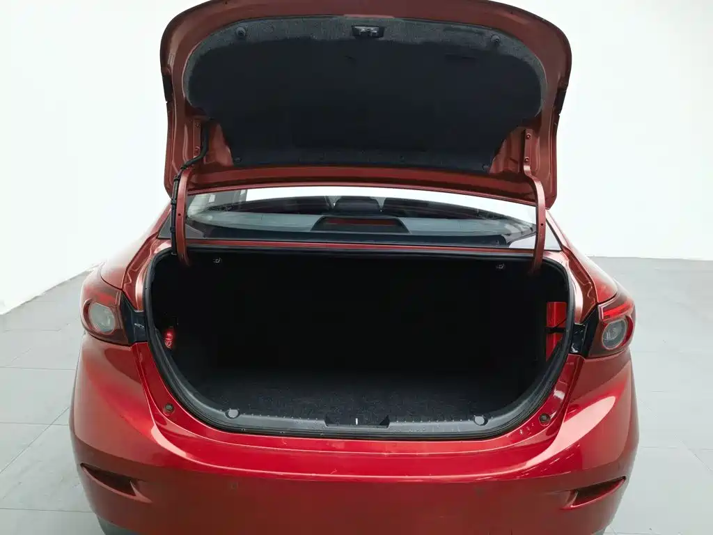 Mazda 3 Axela — миниатюра 16
