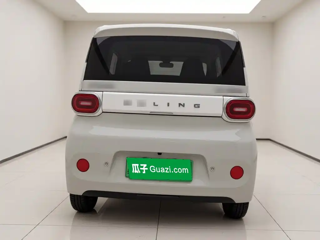 Wuling MINIEV — миниатюра 3