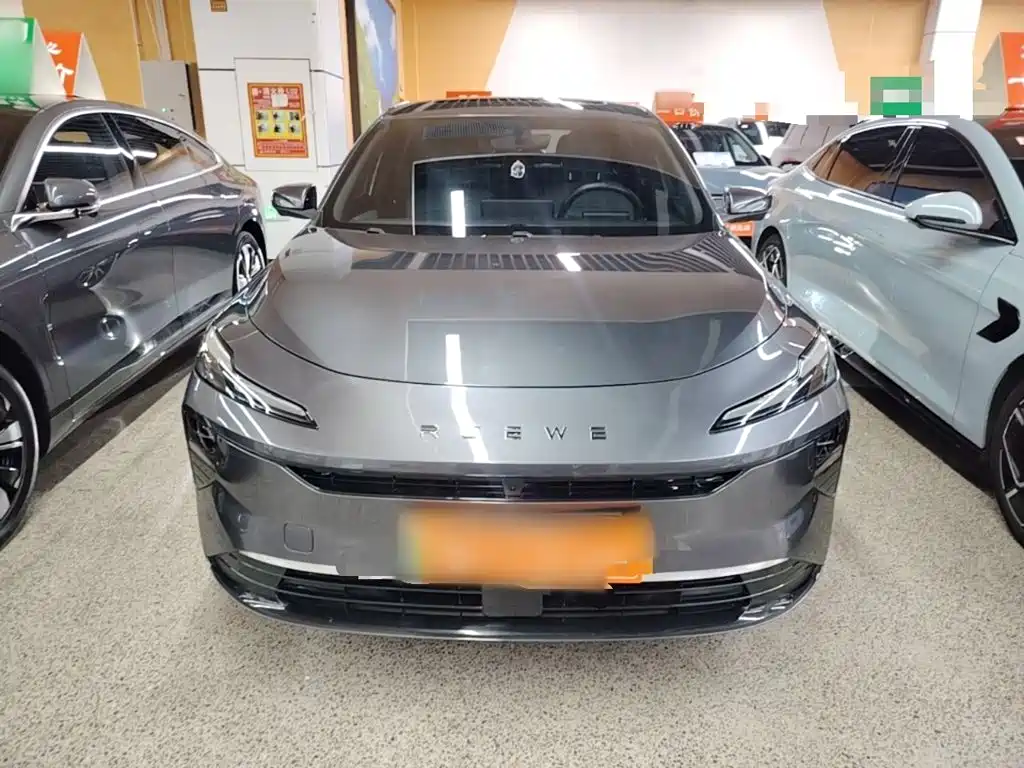 Roewe Young Wai D6 — миниатюра 3