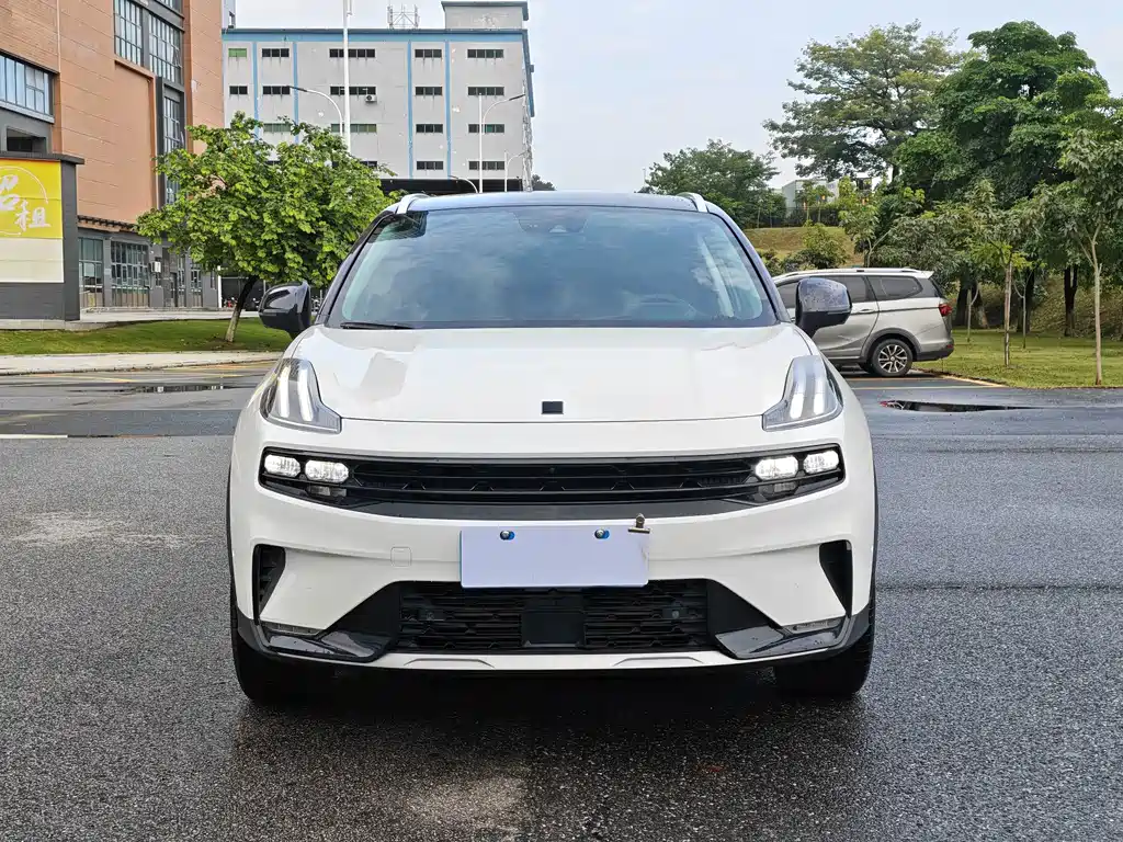 Lynk & Co 06 — миниатюра 2