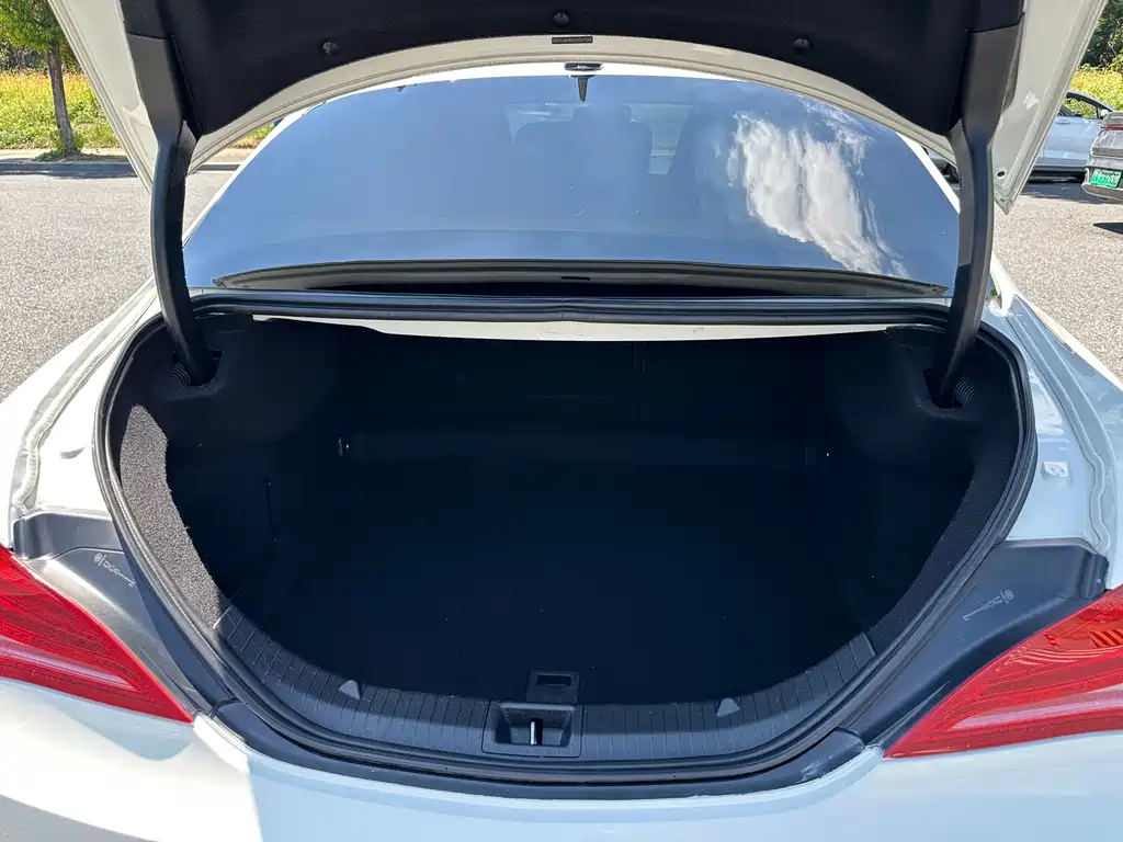 Mercedes-Benz CLA (Import) — миниатюра 17