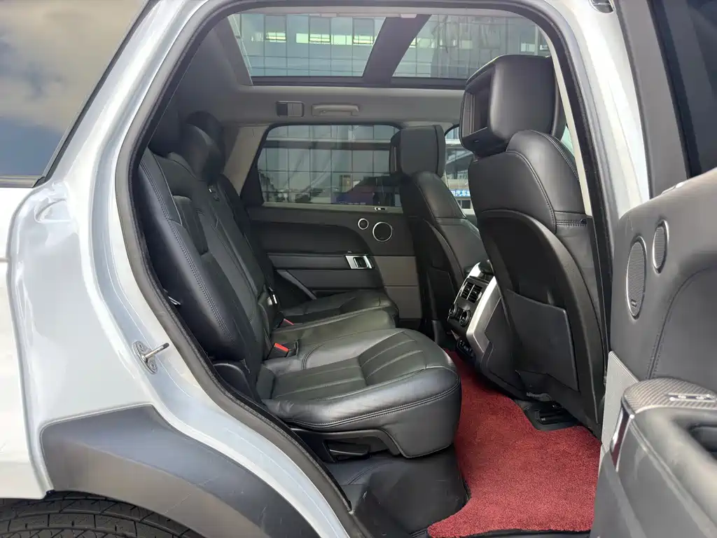 Land Rover Sport — миниатюра 7
