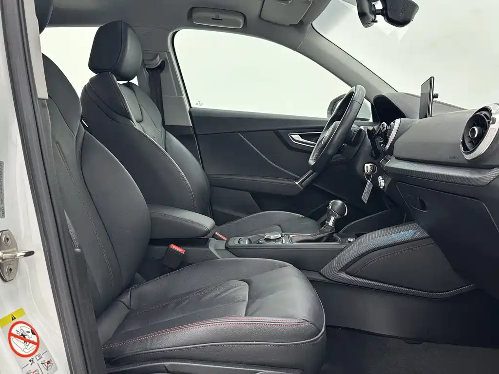 Audi Q2L 2022 35 TFSI