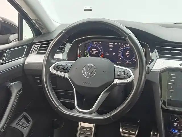 Volkswagen 迈腾 PHEV — миниатюра 8