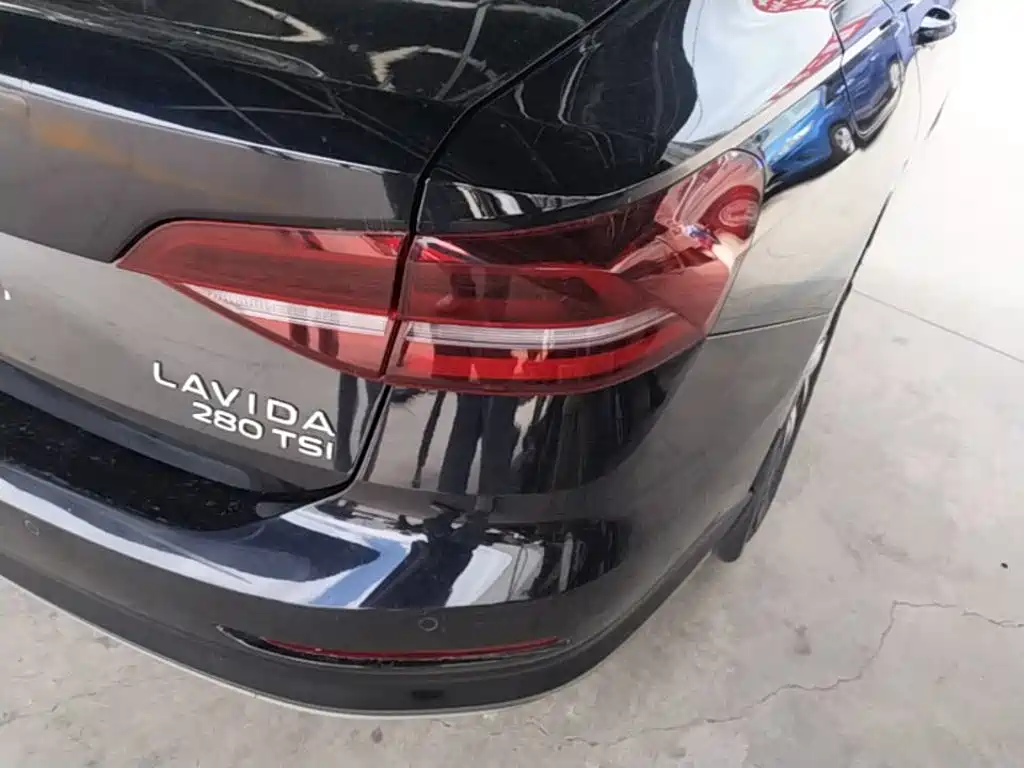 Volkswagen Lavida — миниатюра 8
