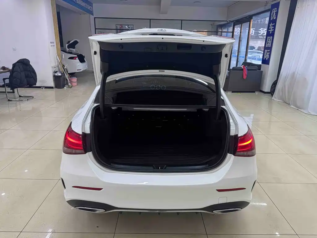 MERCEDES-BENZ A CLASS